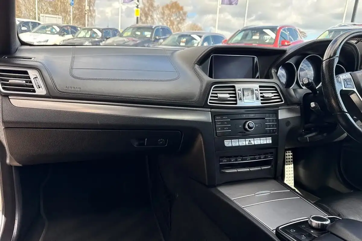 2016-mercedes-benz-e-class-35-e400-amg-line-edition-cabriolet-big-19