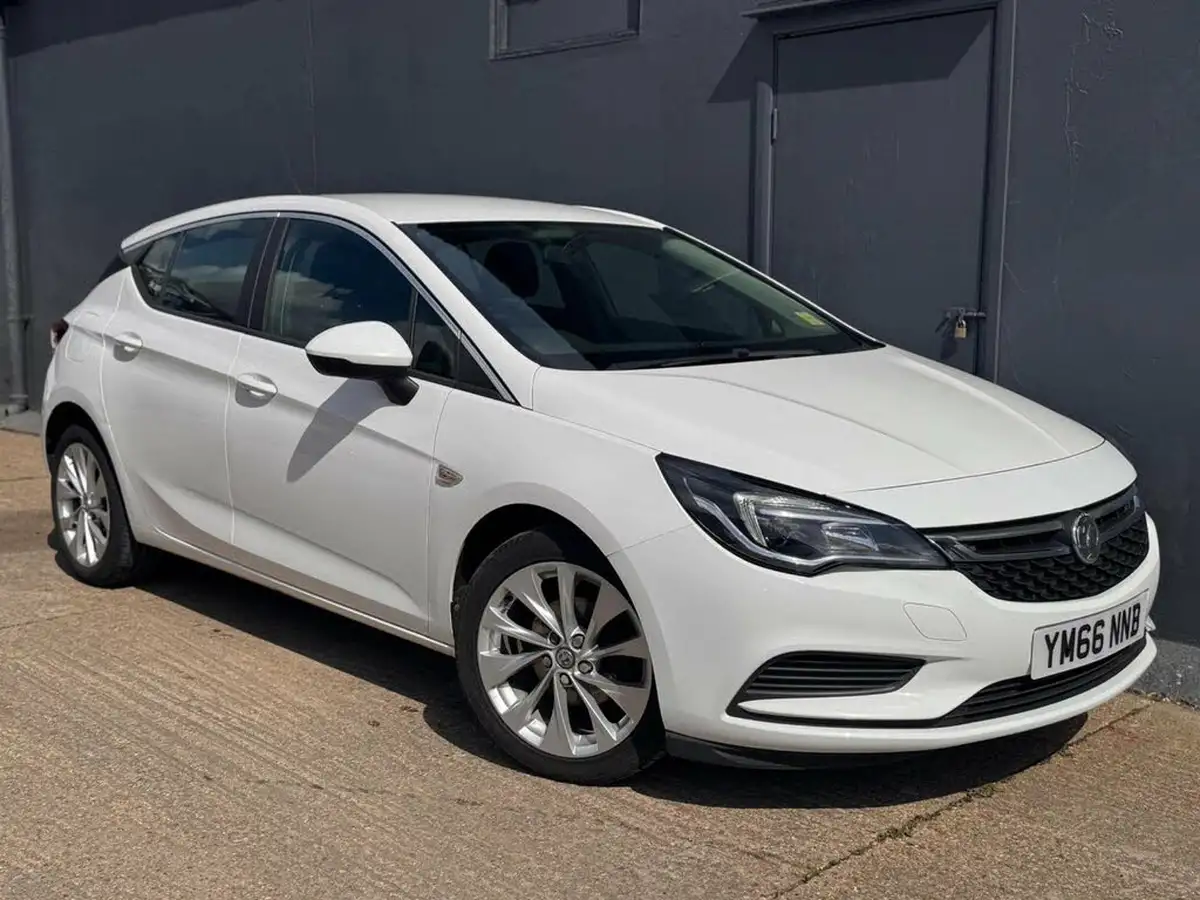 2016-vauxhall-astra-10i-turbo-energy-big-7