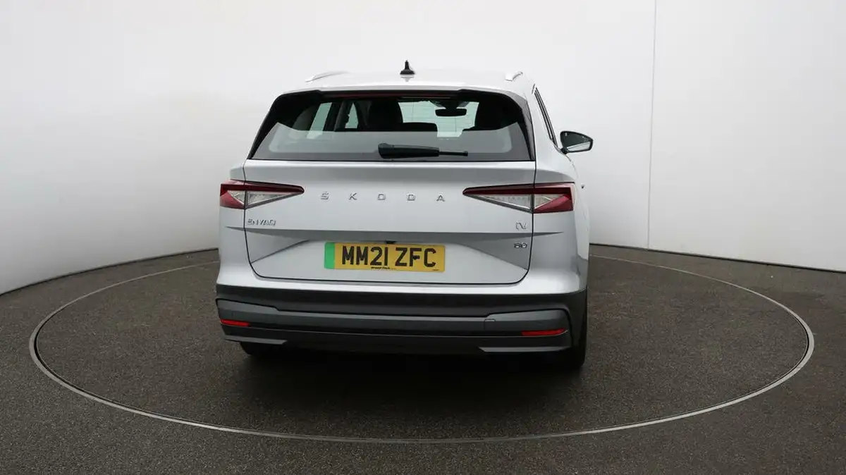 2021-skoda-enyaq-e-80-loft-82-kwh-big-49
