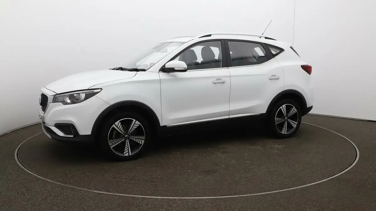 2021-mg-zs-suv-e-exclusive-ev-big-60