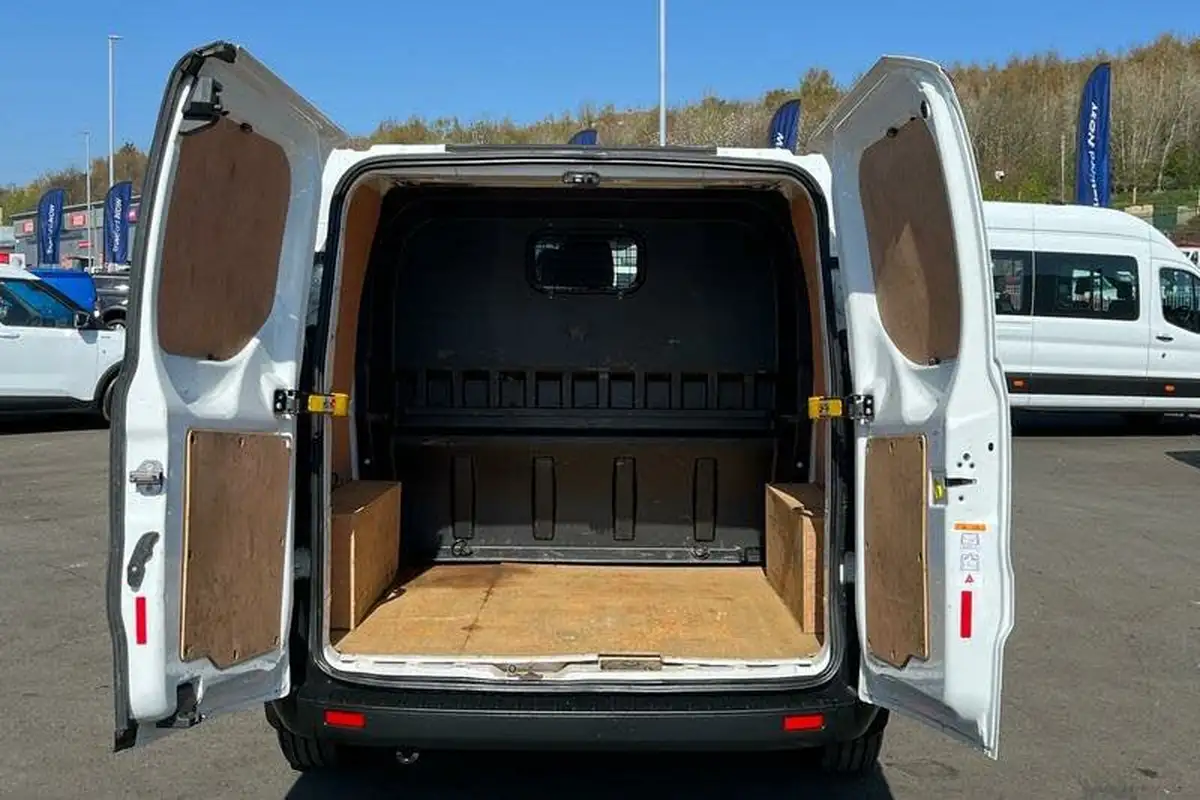 2022-ford-transit-custom-20tdci-300-l1h1-leader-105pseu6dt-double-cab-in-van-big-5