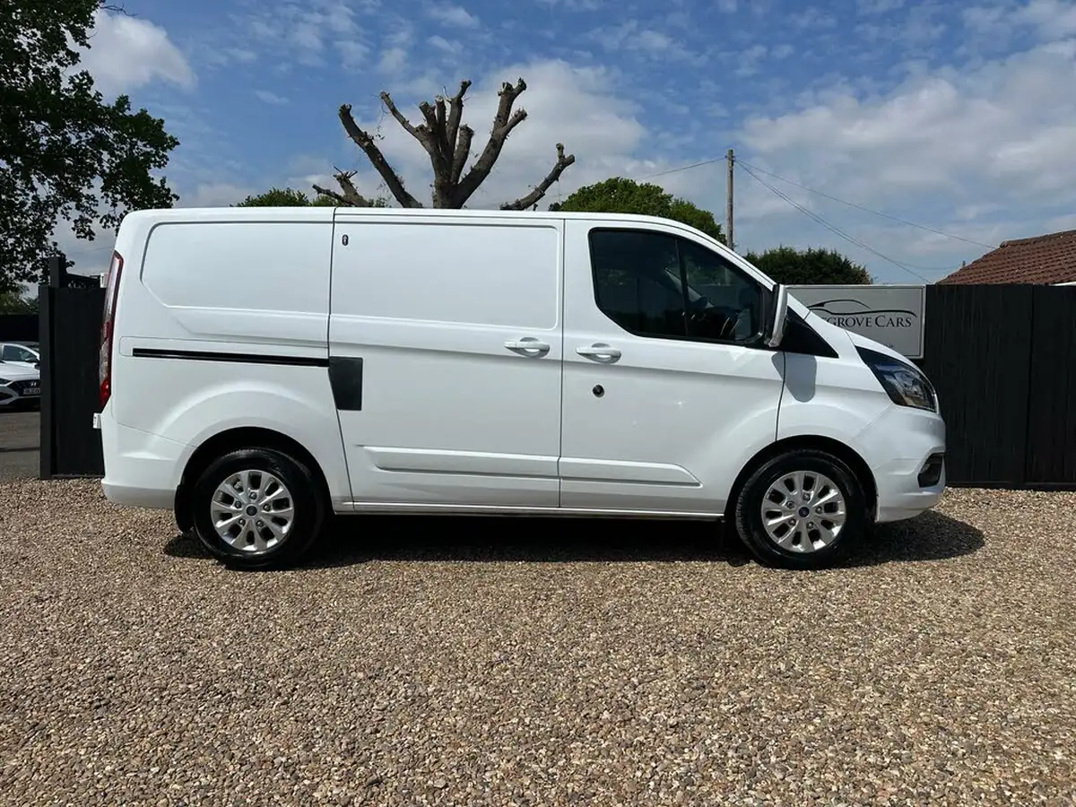 2019-ford-transit-custom-20tdci-300-l1h1-limited-130pseu6-panel-van-big-3