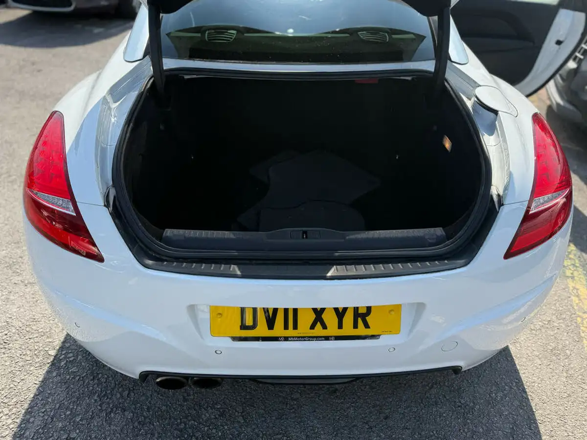 2011-peugeot-rcz-16-sport-156-big-11