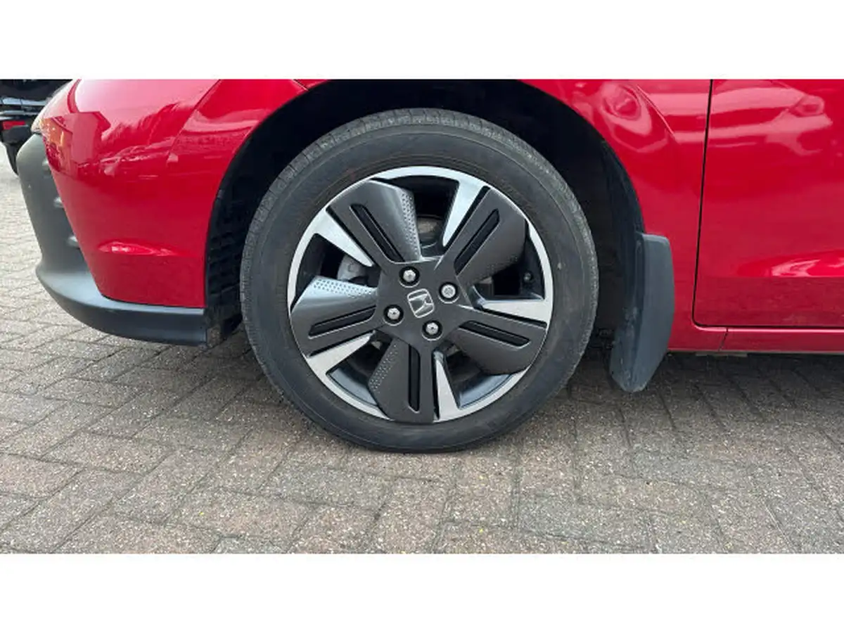 2023-honda-jazz-15-i-mmd-advance-big-21