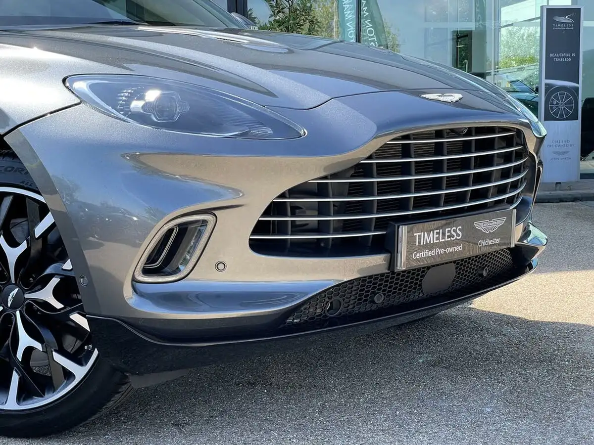 2024-aston-martin-dbx-40-v8-big-8