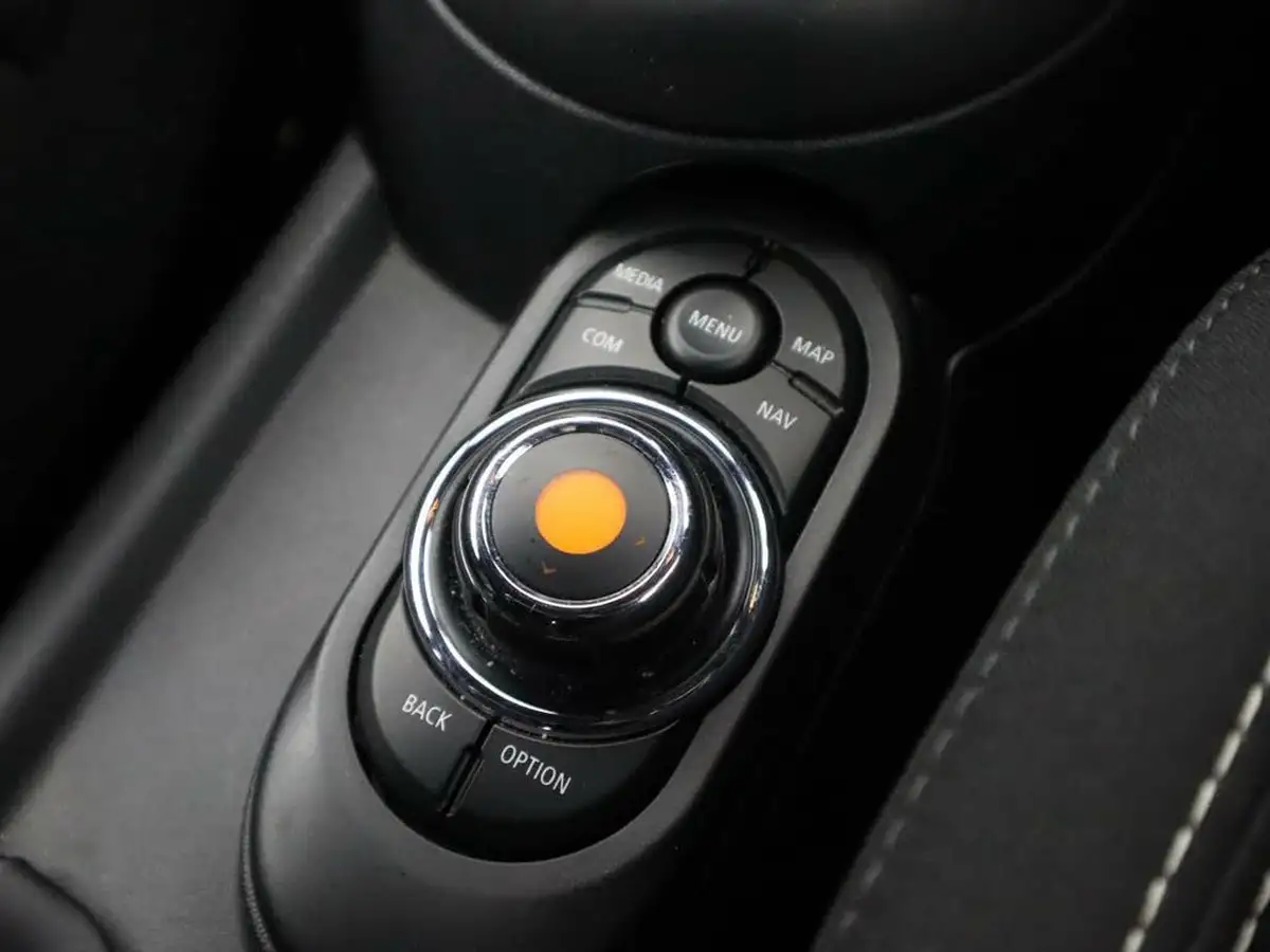 2020-mini-cooper-15-cooper-sport-hatchback-5d-auto-big-22