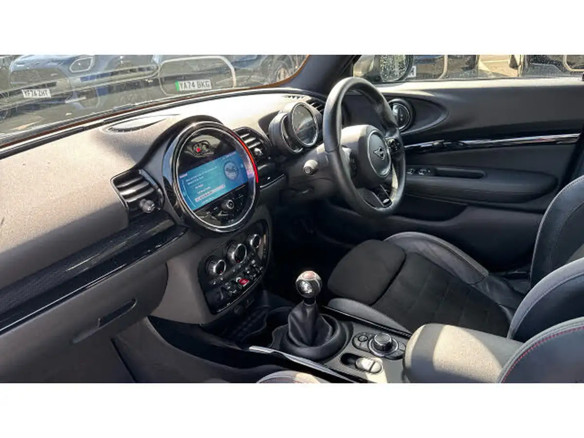 2021-mini-clubman-20-cooper-s-shadow-edition-big-6