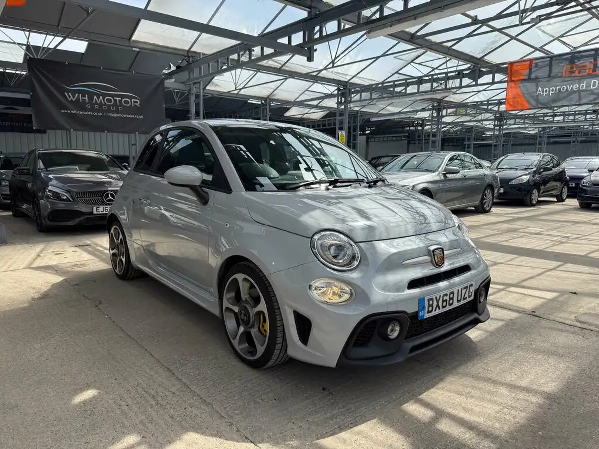 2018-abarth-595-14-tjet-big-1
