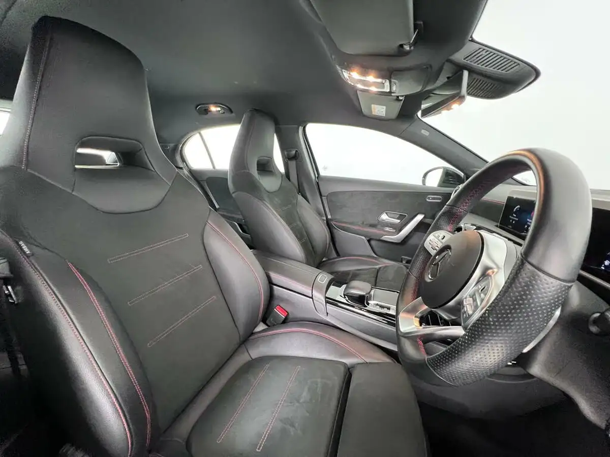 2019-mercedes-benz-a-class-13-a200-amg-line-executive-hatchback-5d-7g-dct-big-11