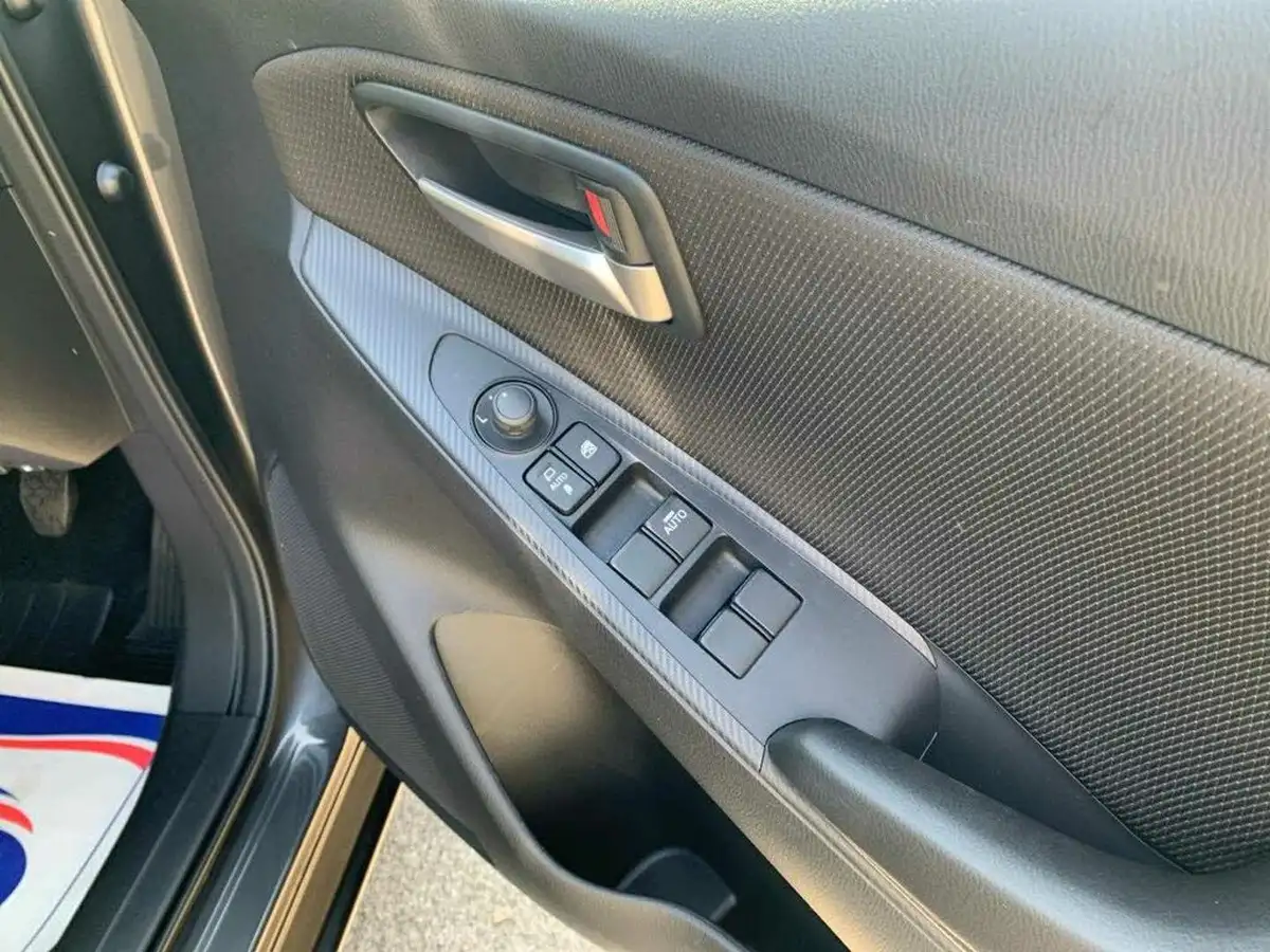 2022-mazda-mazda2-15-e-skyactiv-g-se-l-big-17