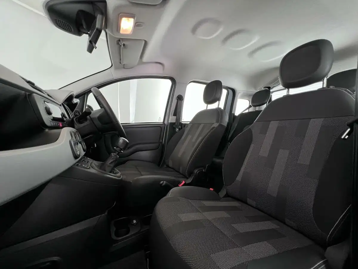 2021-fiat-panda-10-city-cross-big-13