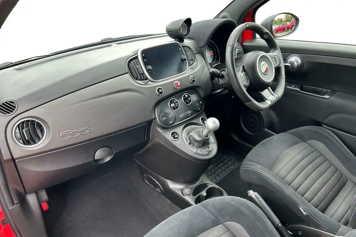 2022-abarth-595-14-tjet-competizione-big-21