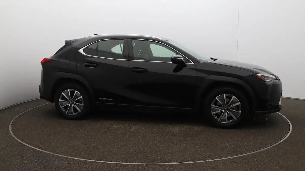 2022-lexus-ux-300e-e-ux-201bhp-big-42