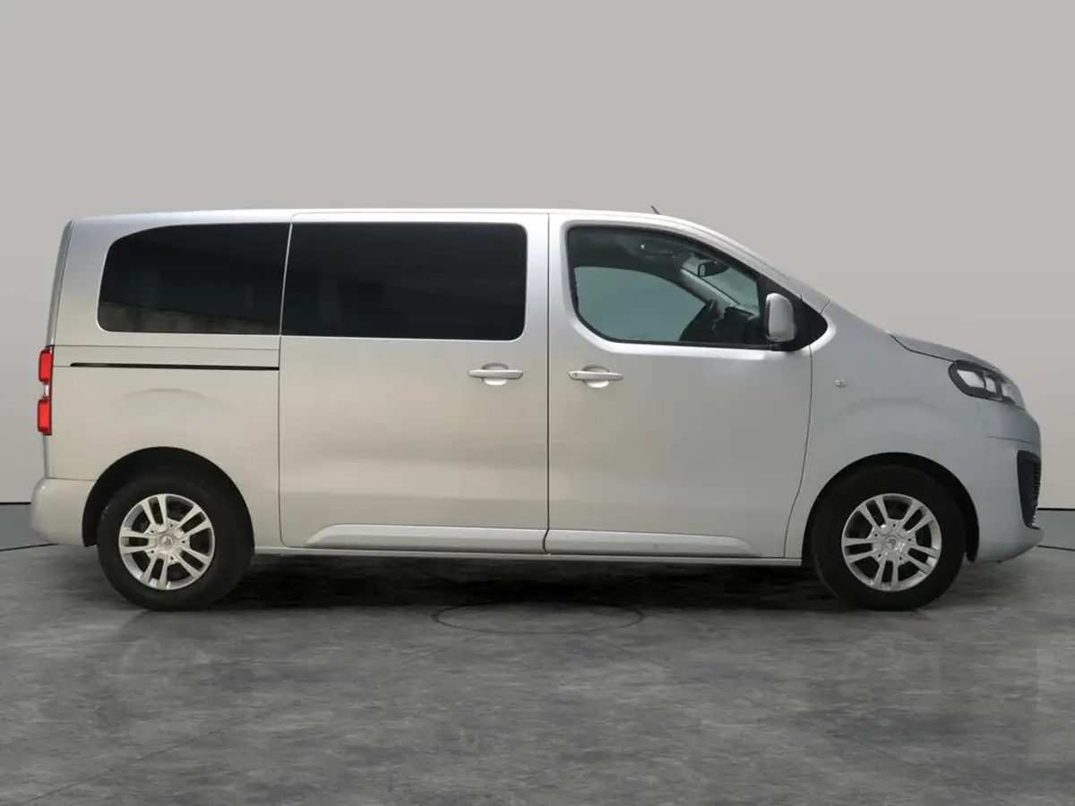 2019-citroen-spacetourer-15bluehdi-business-m-big-7