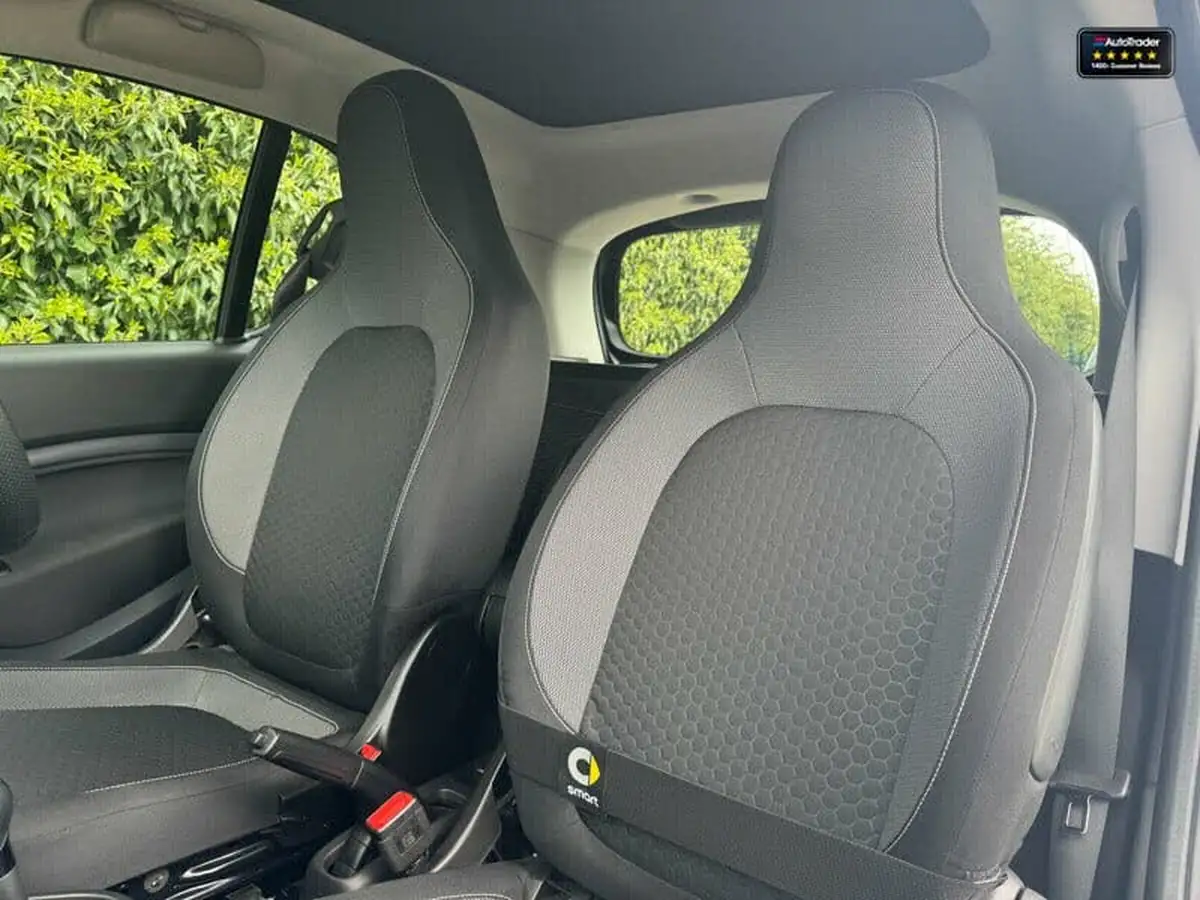 2020-smart-fortwo-eq-pulse-premium-coupe-big-7