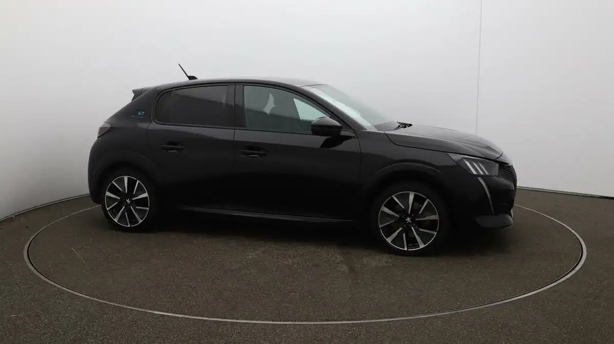 2022-peugeot-208-e-gt-136bhp-50kwh-big-41