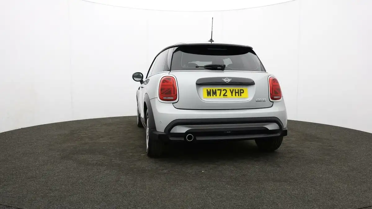 2023-mini-cooper-15-cooper-classic-premium-auto-hatchback-3d-auto-big-70