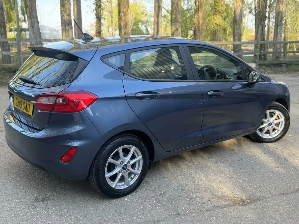 2019-ford-fiesta-10t-zetec-5d-big-20