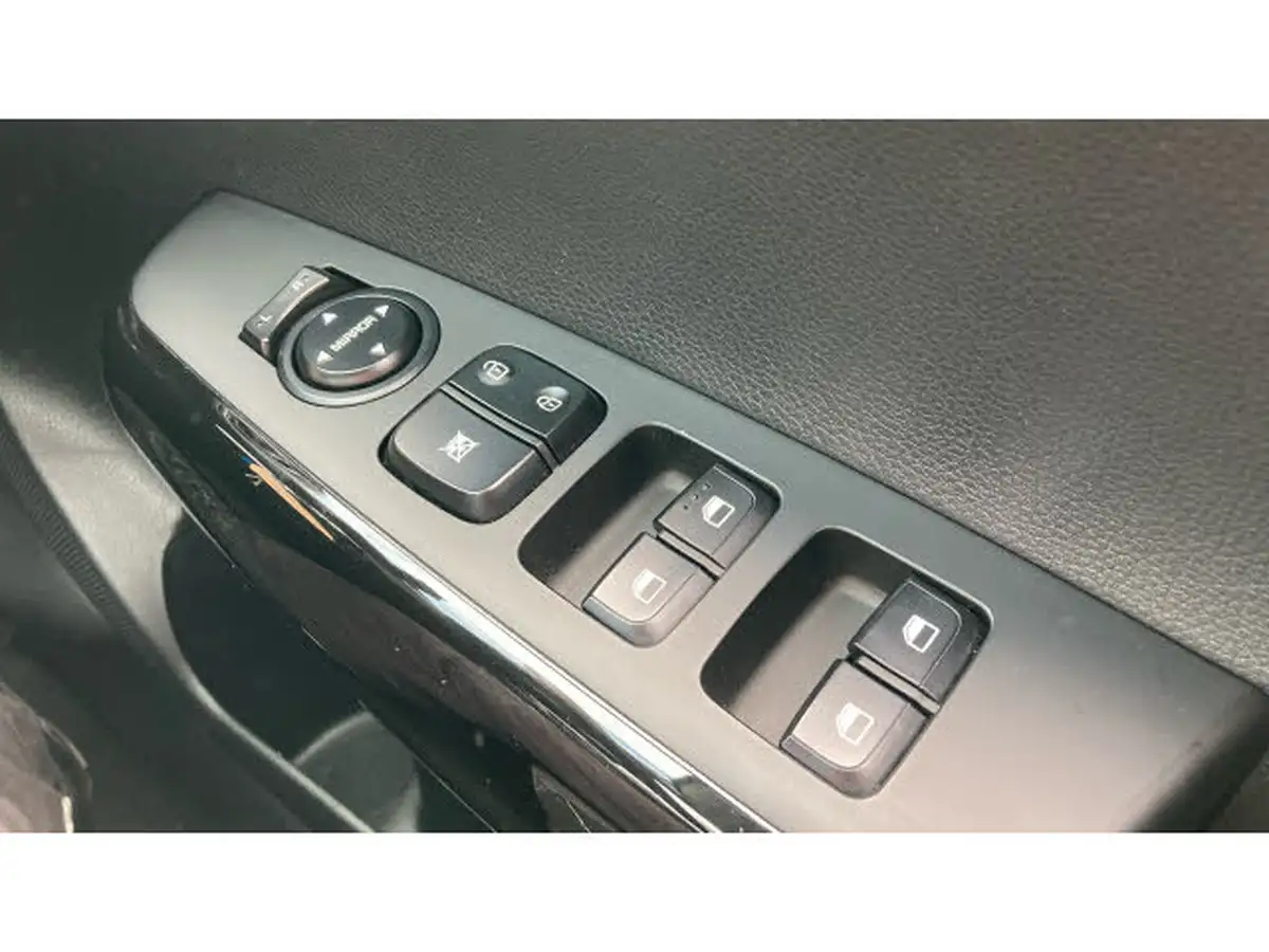 2024-kia-picanto-10-2-big-21