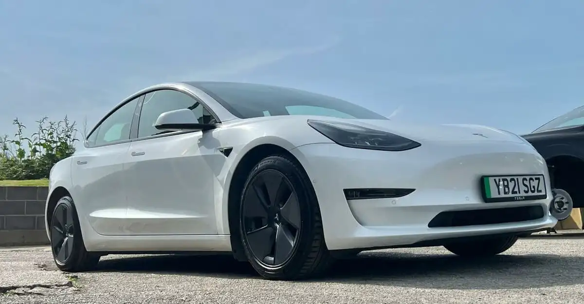 2021-tesla-model-3-e-long-range-4x4-big-27
