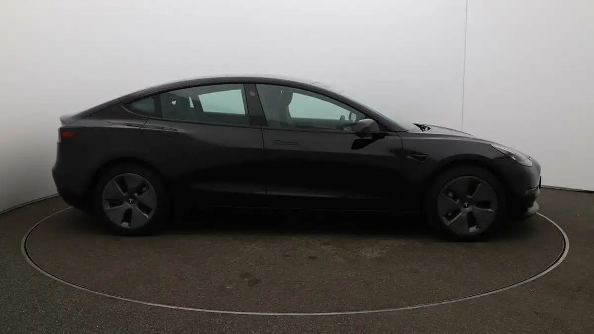 2021-tesla-model-3-e-long-range-4x4-big-41