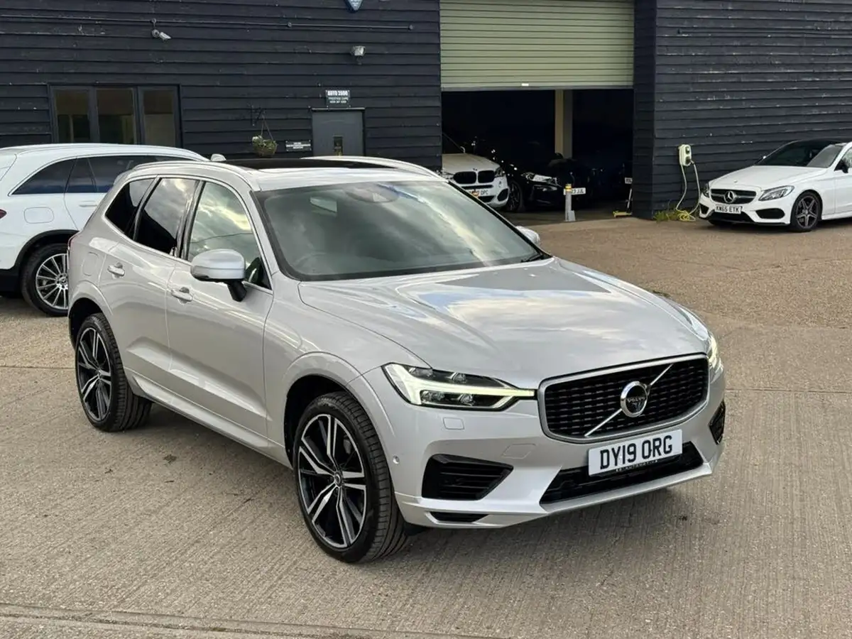 2019-volvo-xc60-20-t8-r-design-pro-big-15