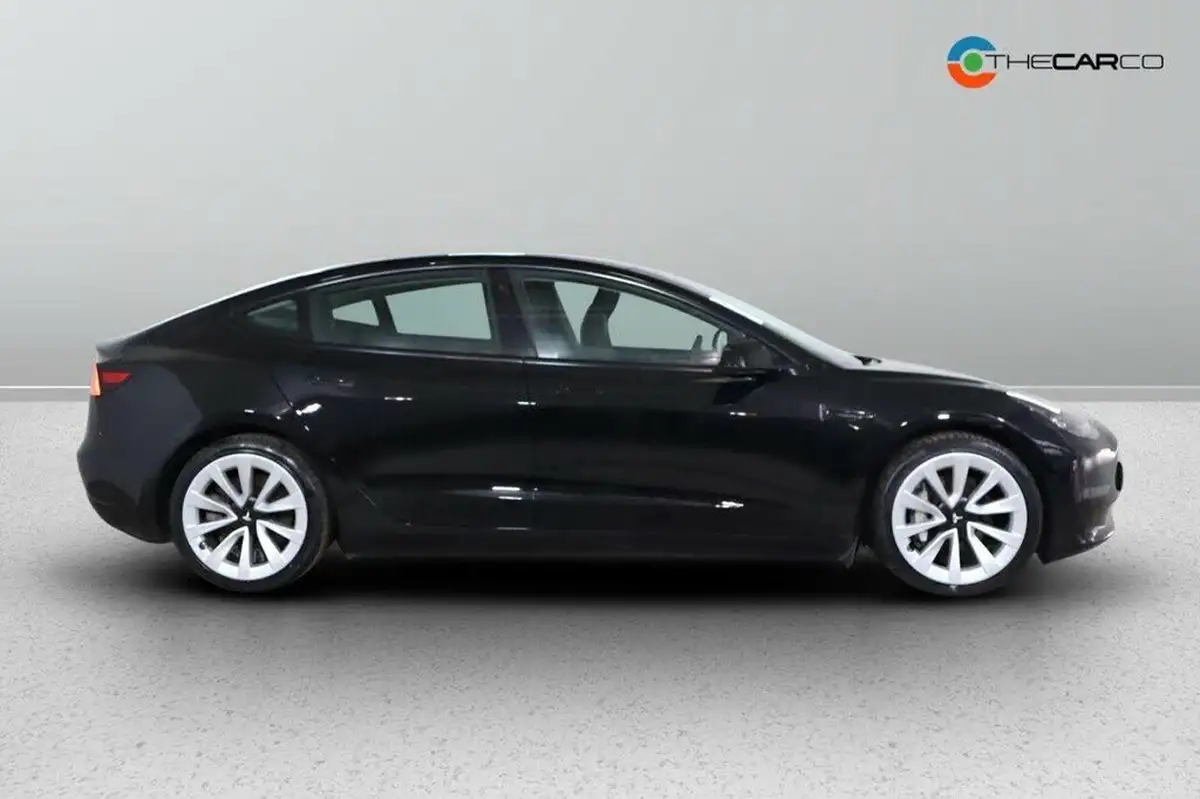 2021-tesla-model-3-e-long-range-4x4-big-7