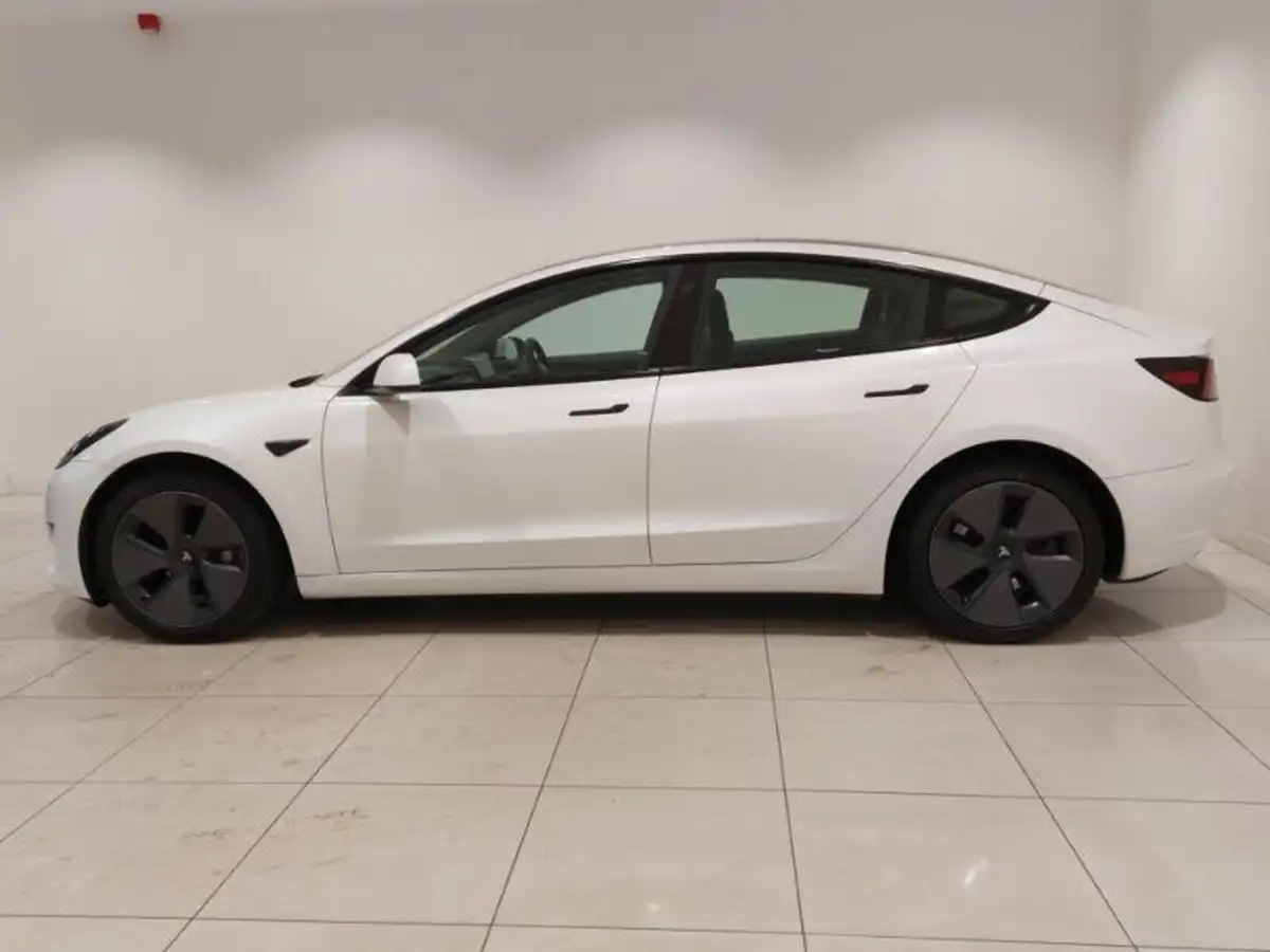 2021-tesla-model-3-e-long-range-awd-big-3