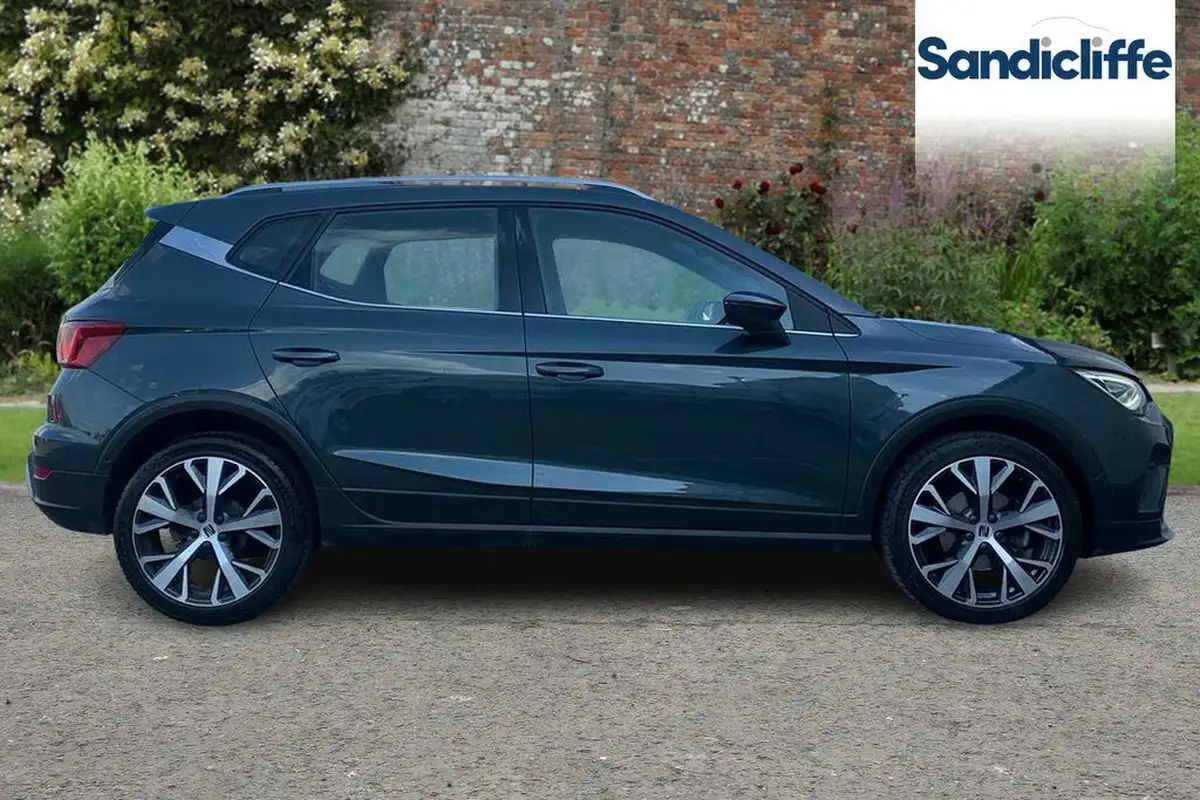 2022-seat-arona-10-tsi-xperience-big-2