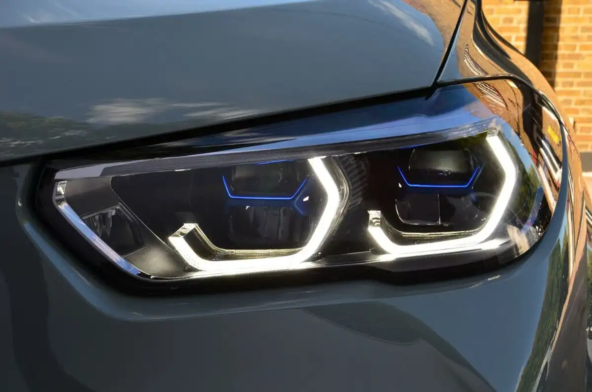 2021-bmw-x5-44-m-competition-big-33