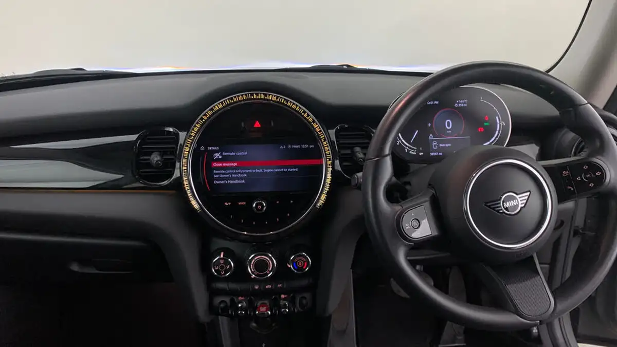 2022-mini-cooper-15-cooper-classic-hatchback-3d-auto-big-8