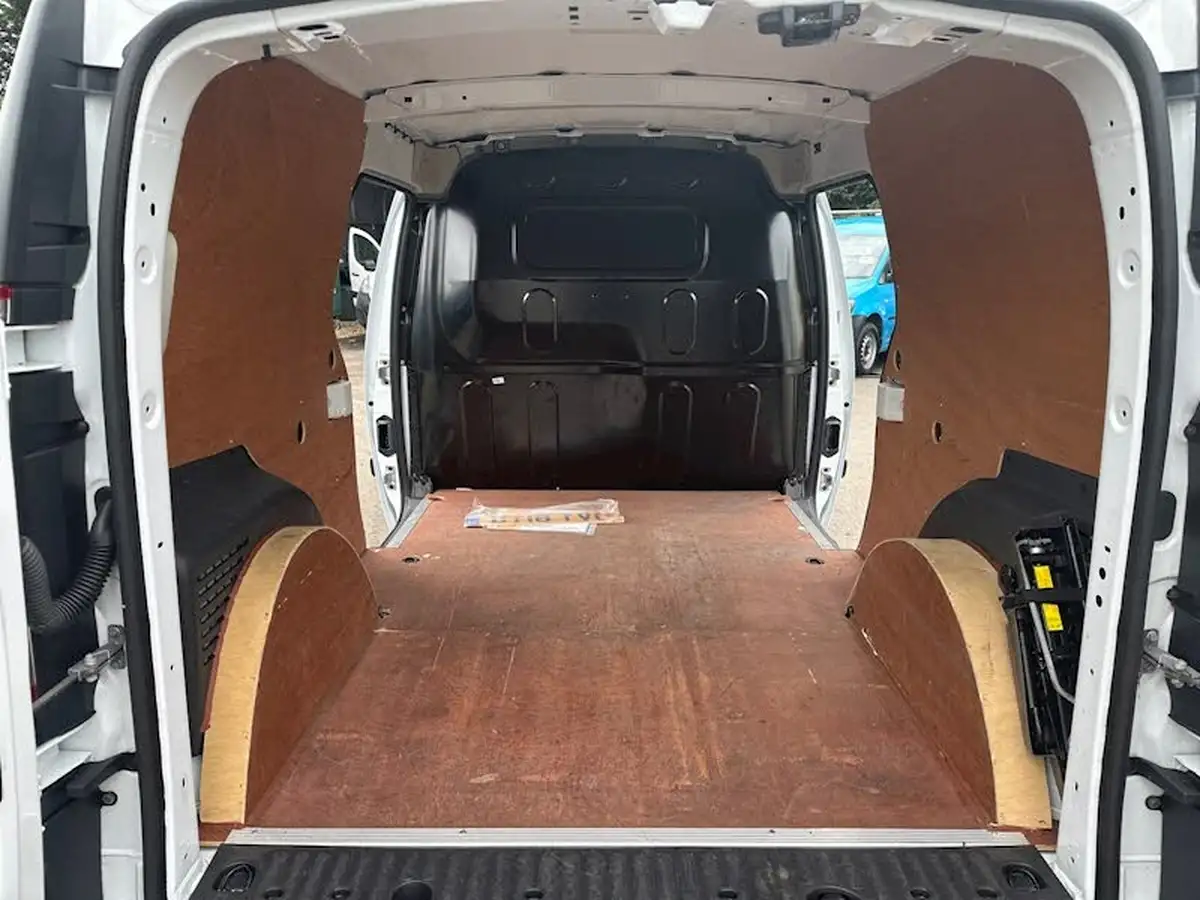 2018-renault-kangoo-maxi-e-maxi-ze33-panel-big-26