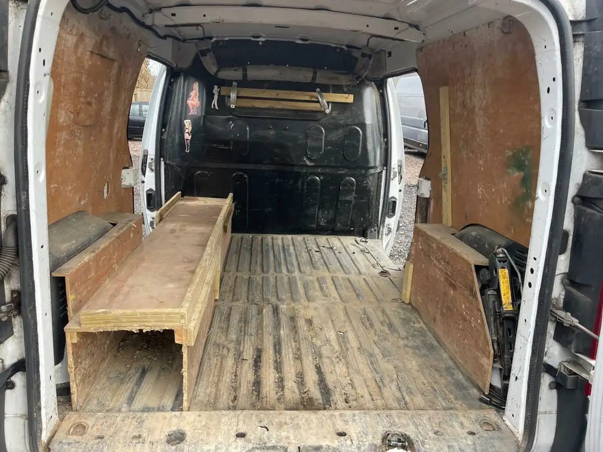 2014-mercedes-benz-citan-15-cdi-109-compact-panel-van-big-19