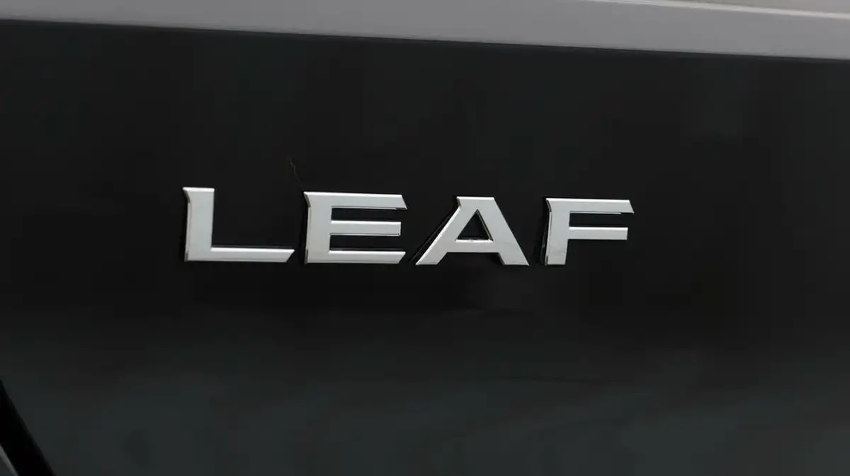 2022-nissan-leaf-e-tekna-big-22