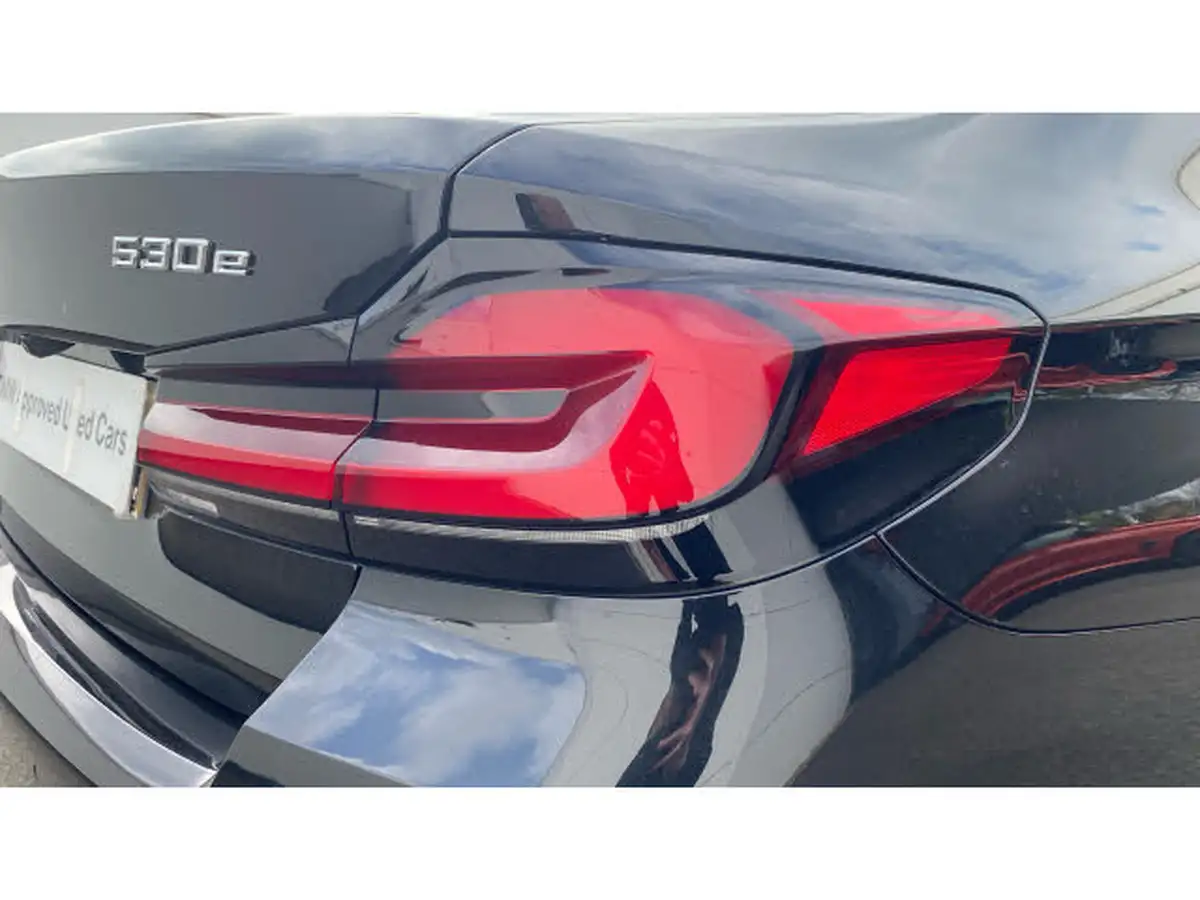 2022-bmw-5-series-20-530e-m-sport-saloon-4d-big-21