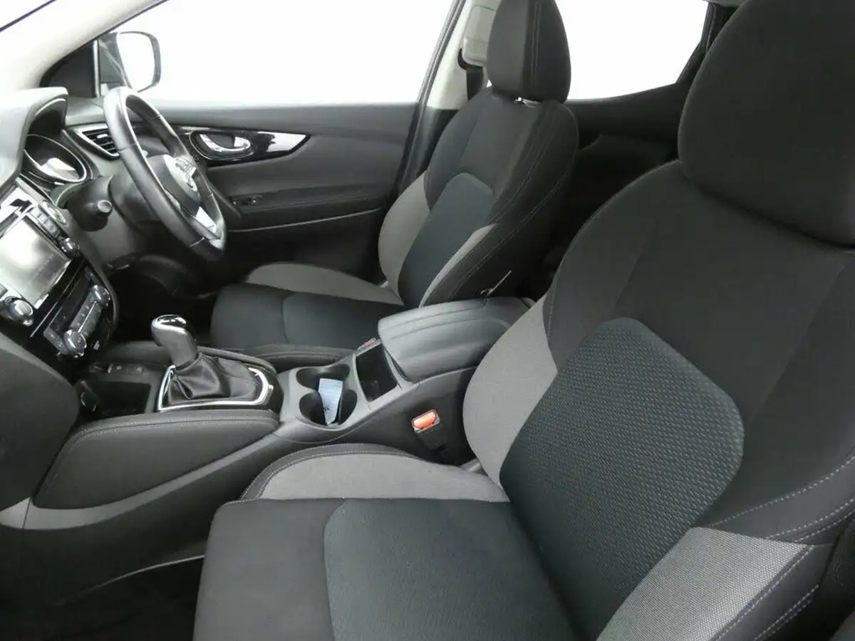 2021-nissan-qashqai-13-dig-t-n-connecta-158ps-xtronic-big-19