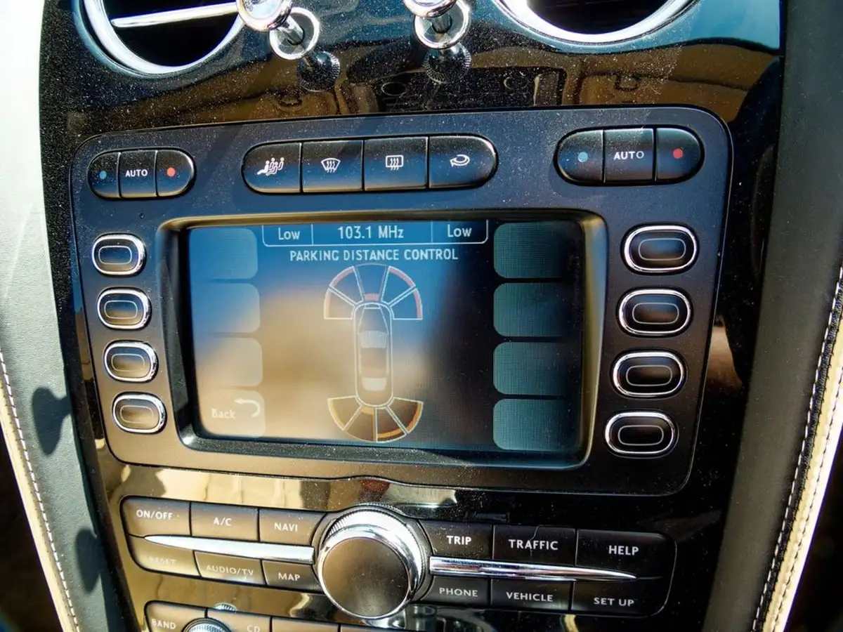 2009-bentley-continental-60-w12-gtc-big-43