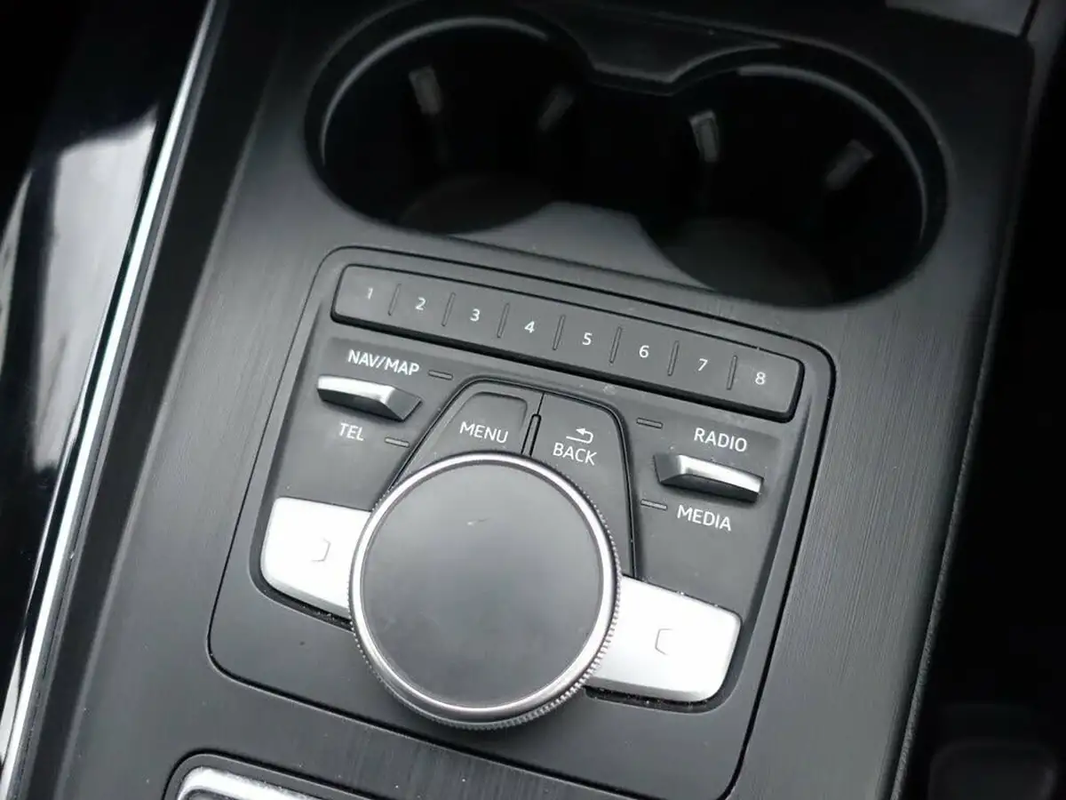 2018-audi-a4-avant-20-tdi-quattro-black-edition-big-30