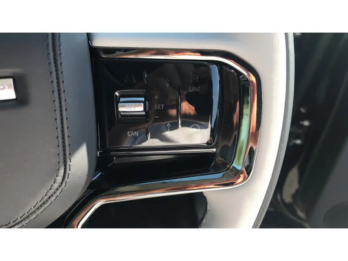 2024-land-rover-range-rover-evoque-20-d200-dynamic-hse-big-42
