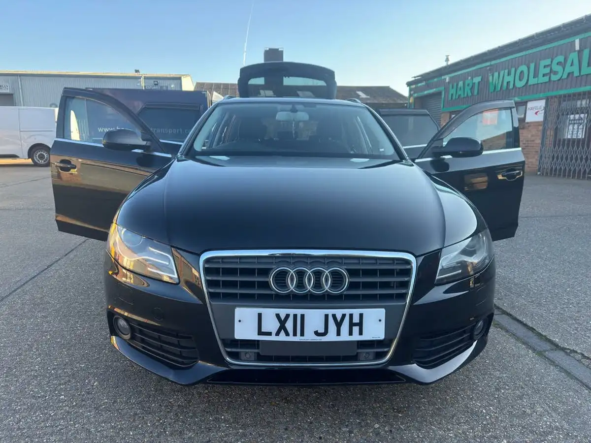 2011-audi-a4-avant-big-71