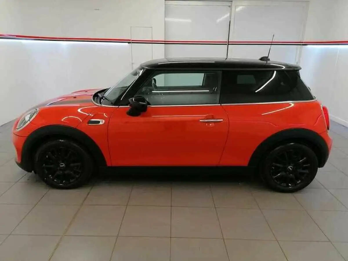 2020-mini-cooper-15-cooper-classic-hatchback-3d-big-5