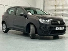 2020-dacia-sandero-10-sce-essential-small-40