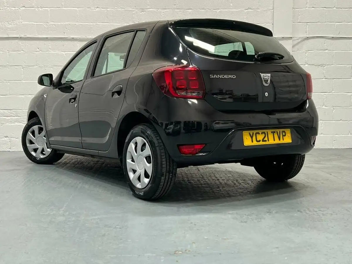 2020-dacia-sandero-10-sce-essential-big-29