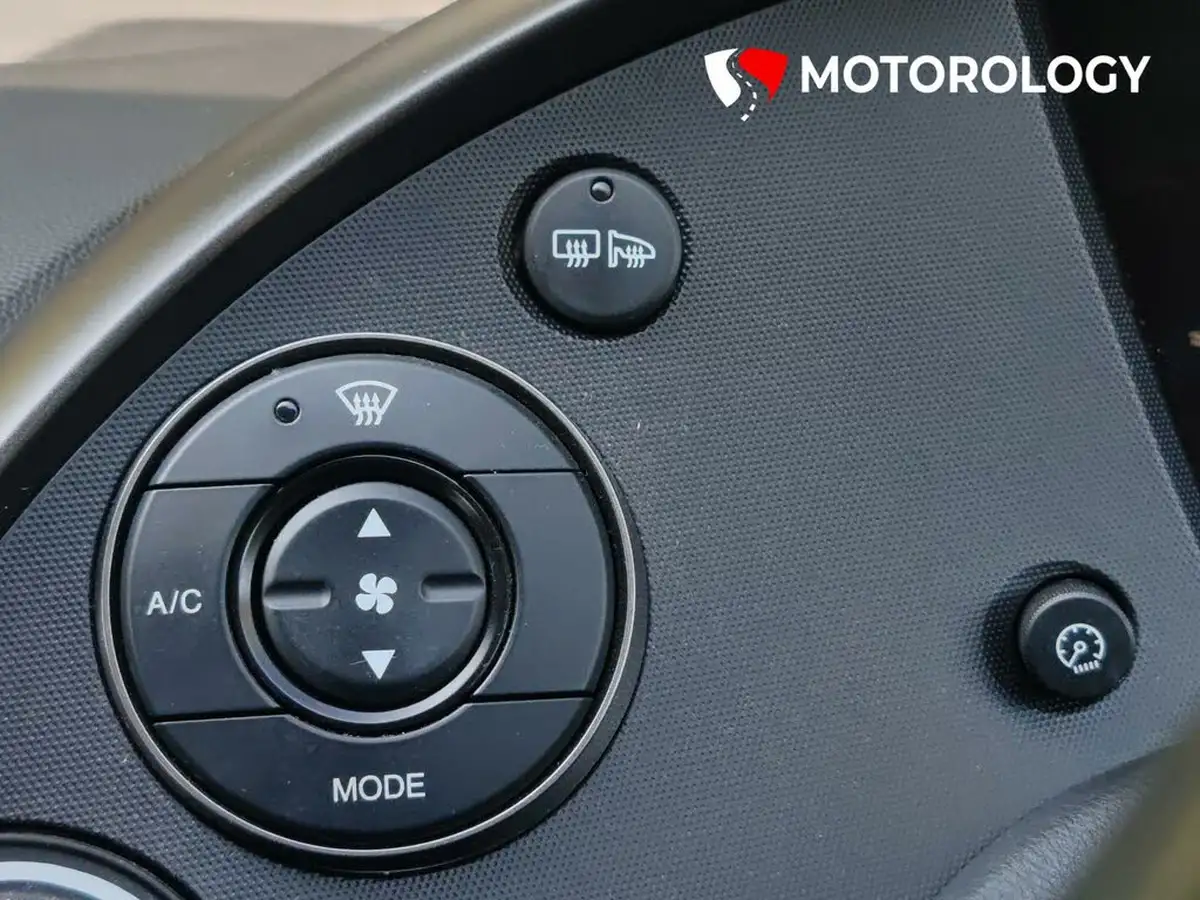 2010-honda-civic-22td-si-big-34