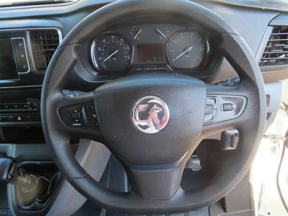 2020-vauxhall-vivaro-20td-3100-l1h1-sportive-120pseu6dt-panel-big-37