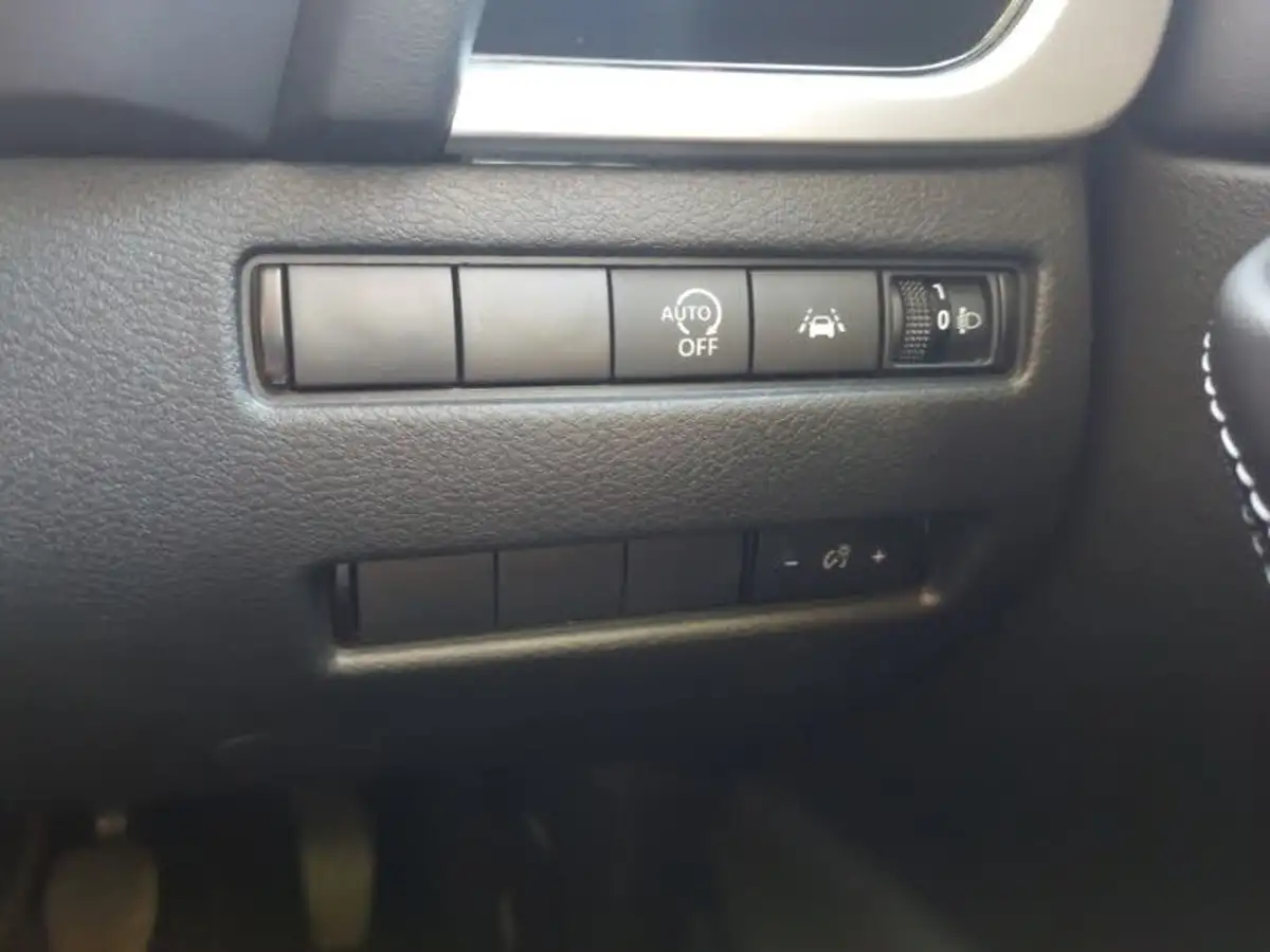 2023-nissan-qashqai-13-dig-t-n-connecta-140ps-big-17