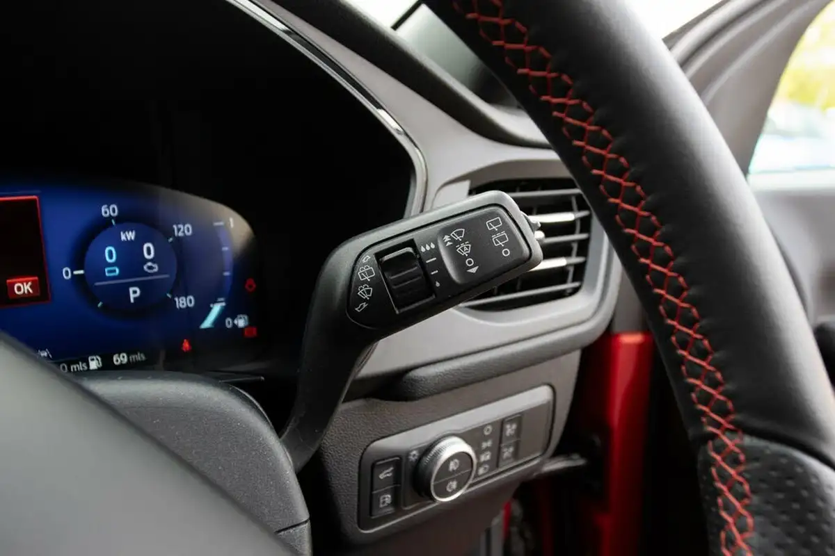 2020-ford-kuga-25t-st-line-x-first-editon-big-17