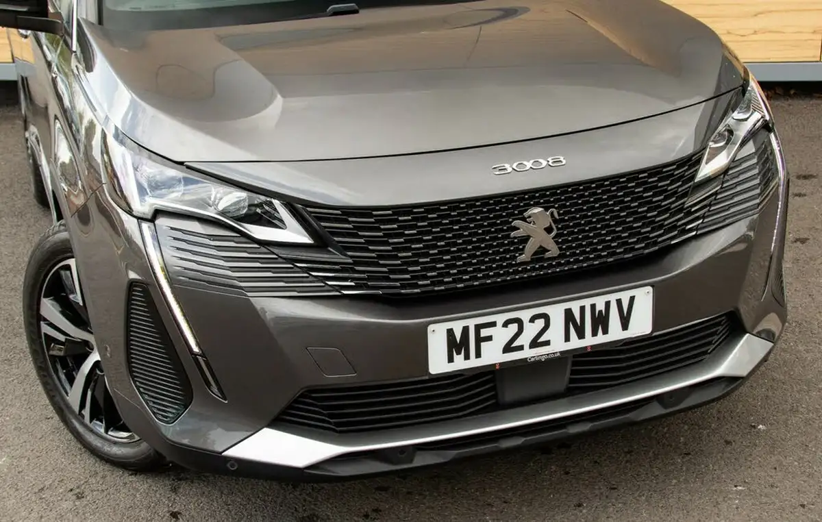 2022-peugeot-3008-suv-15-bluehdi-gt-big-10