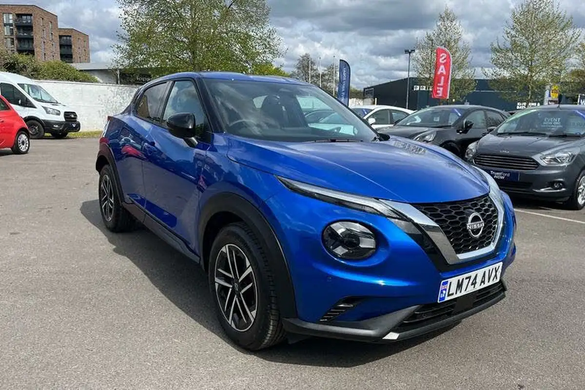 2024-nissan-juke-10-dig-t-n-connecta-big-36