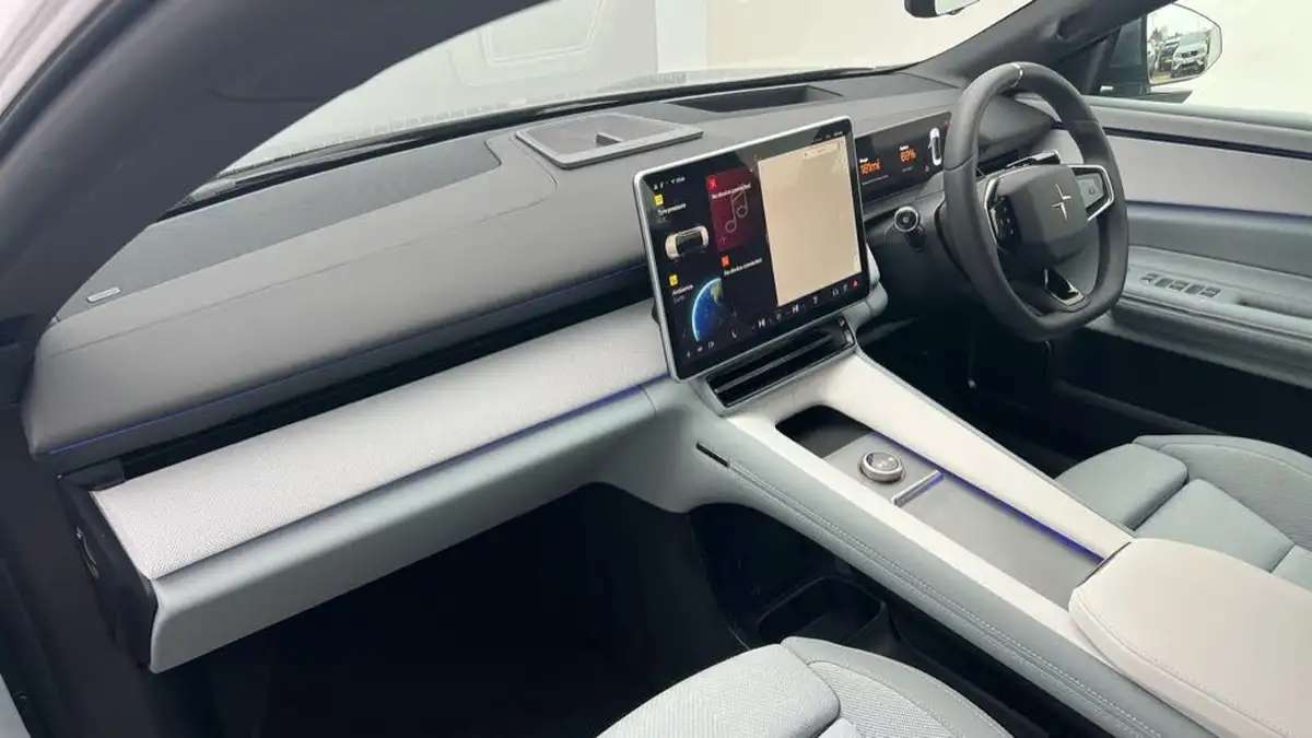 2024-polestar-polestar-4-e-ps4-400kw-dual-big-9